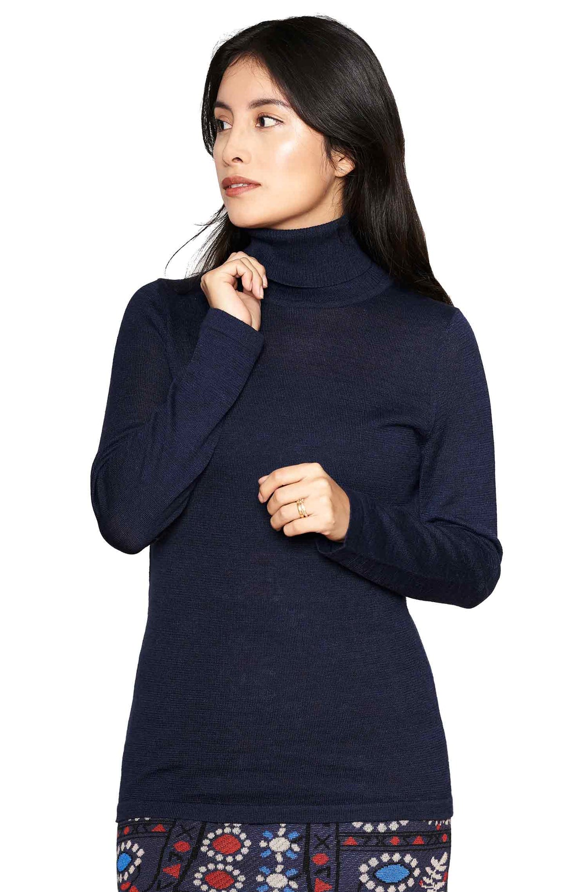 Damen Rollkragen Pullover MADAI aus 70% Alpaka und 30% Seide