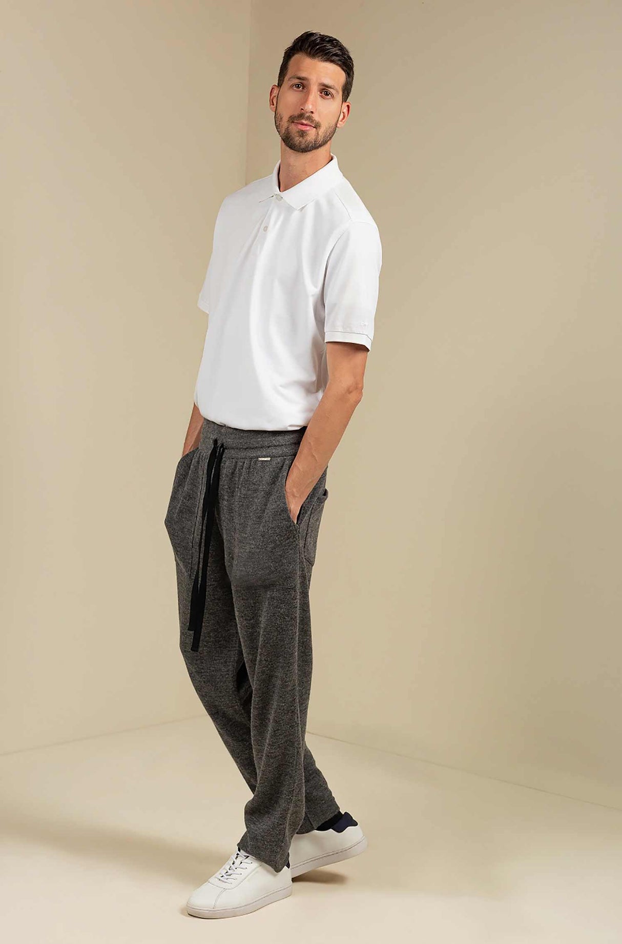 Jogging Lounge Hose UOMO von KUNA Home & Relax